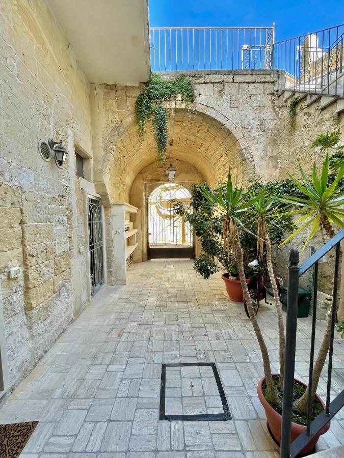 Nohi'S House In The Historic Center Villa Lecce Exteriör bild